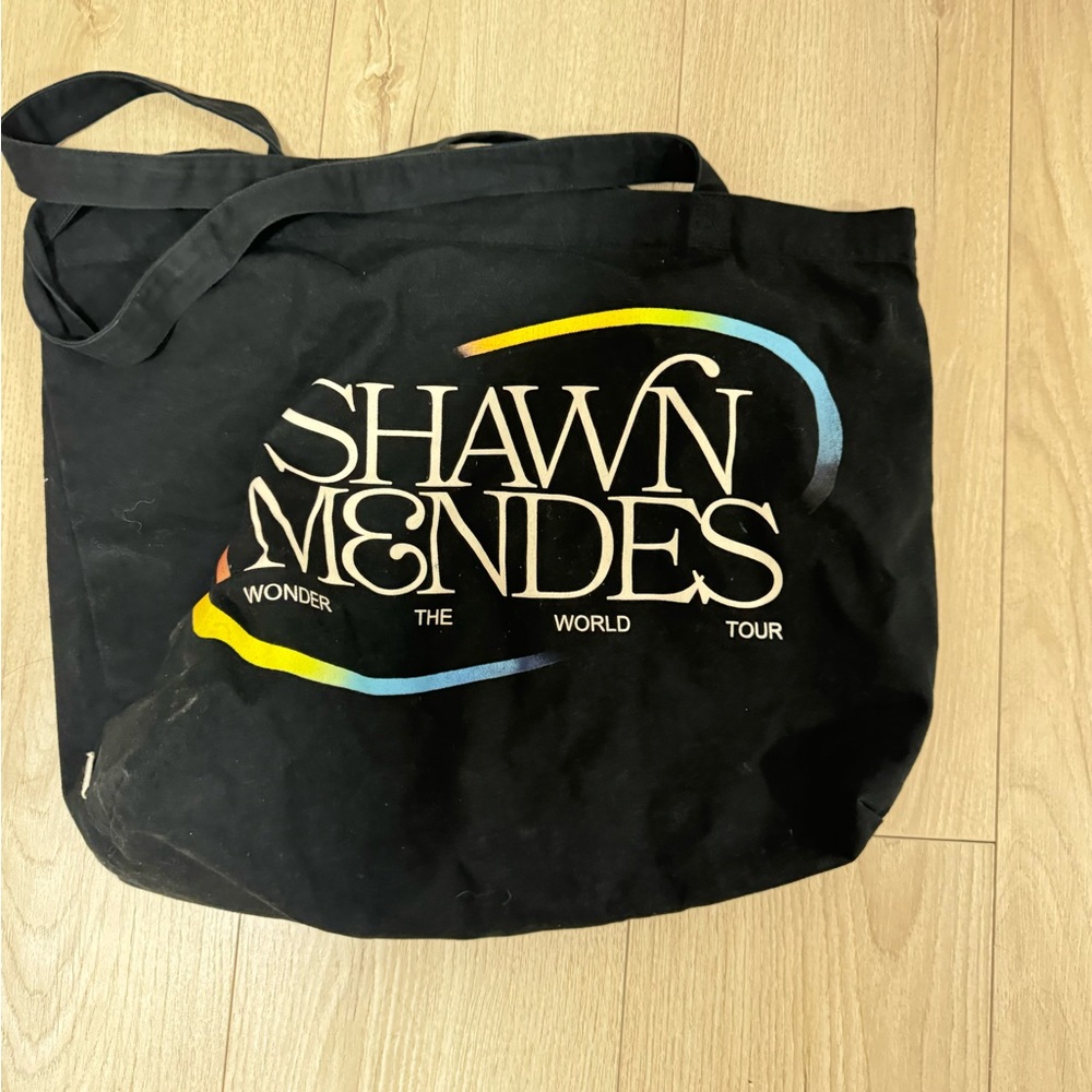 EXCLUSIVE SHAWN MENDES WONDER TOUR MERCH